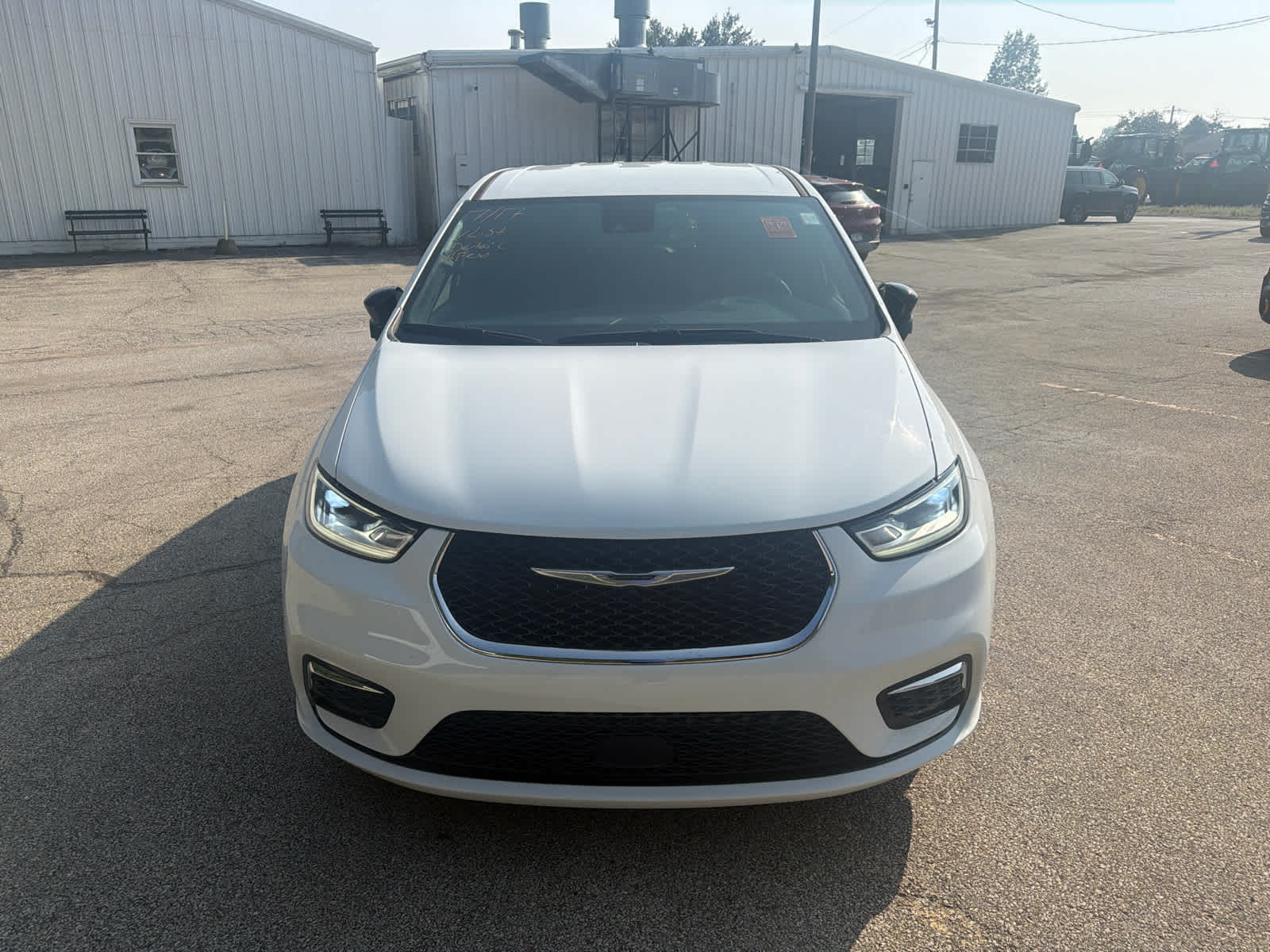 chrysler pacifica phev 2025 2C4RC1S79SR500150 image chrysler pacifica phev 2025 2C4RC1S79SR500150 image